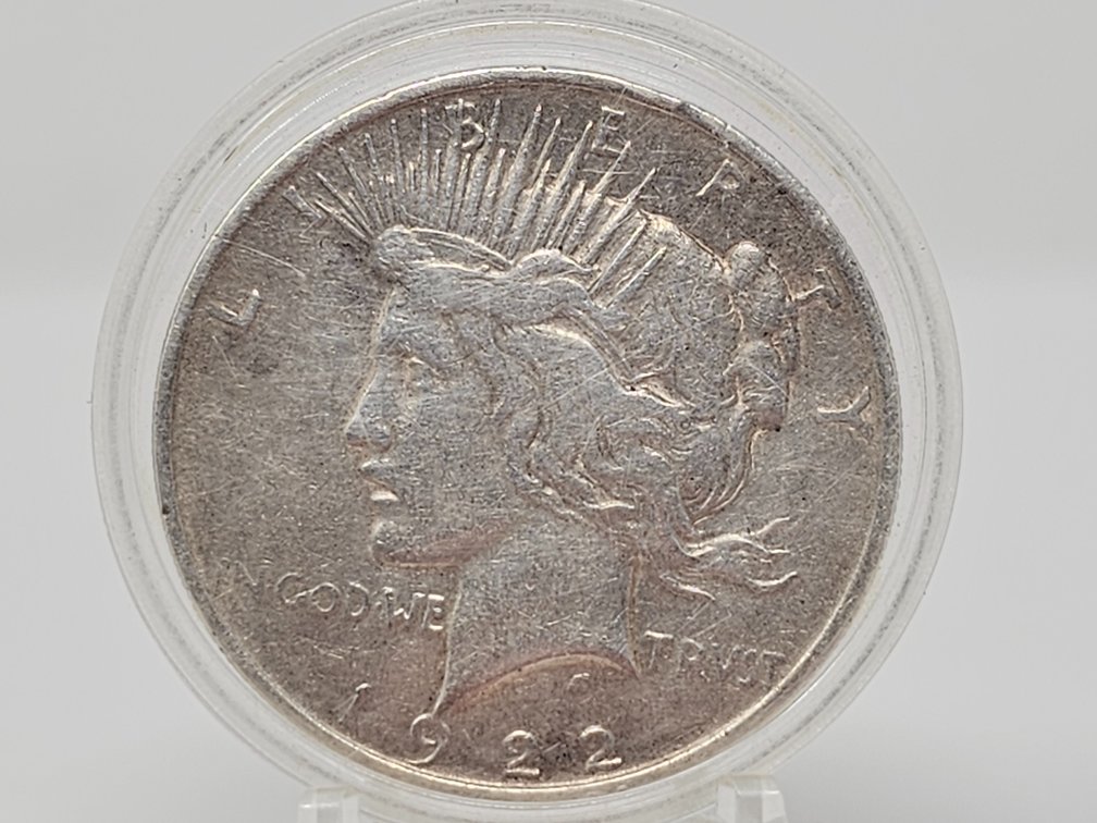 1922 Silver Peace Dollar w/ Capsule