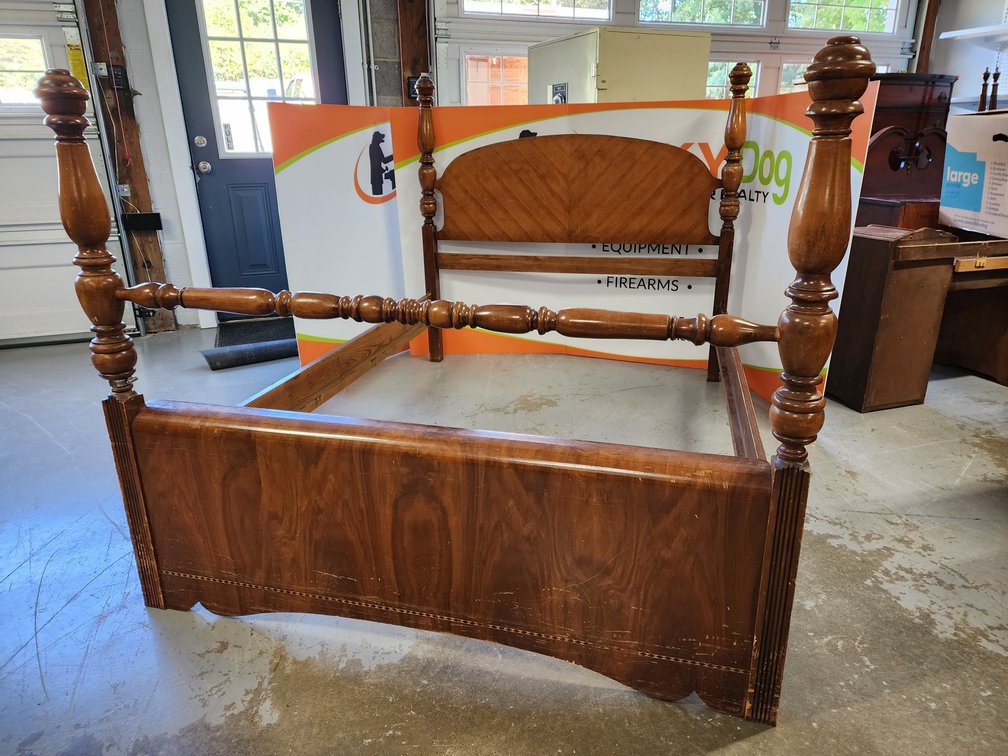 Wooden Full Size Bedframe and Rails 