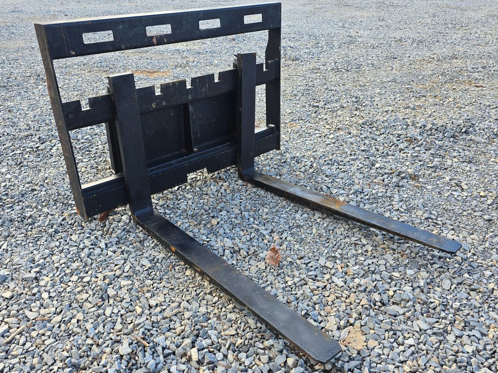 Unused SDLanch Mini Skid Steer Forks - Fits Mini Skid Steers