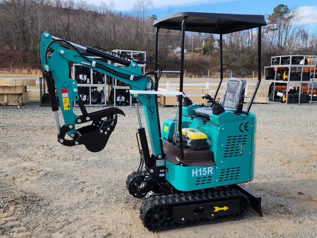 Unused CFG H15R Mini Excavator - 420cc Gas Engine - 36" Hydraulic Blade - 15" Bucket