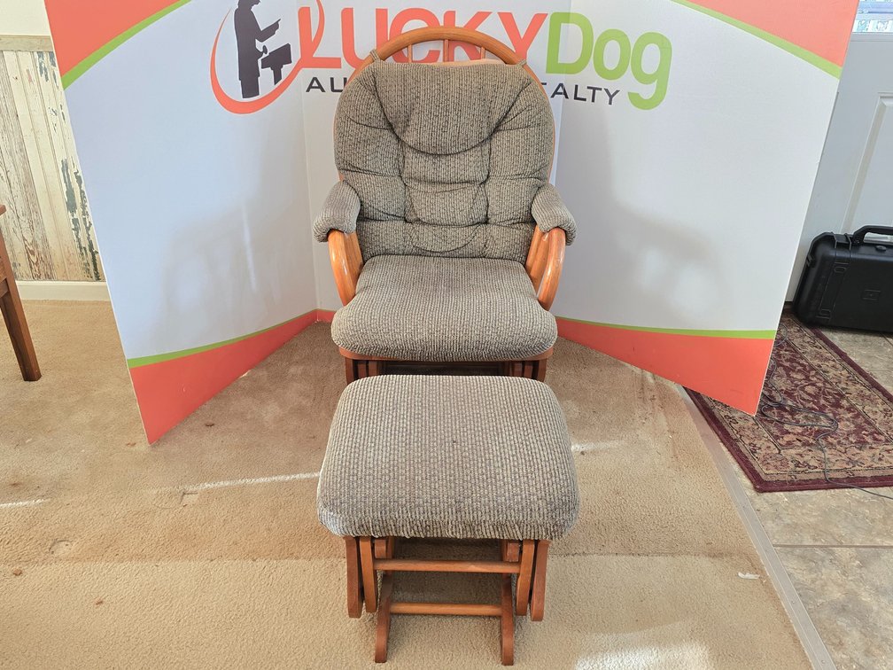 Glider Chair - Measures 40" x 27" w/ Matching Ottoman - Measures 17" x 20" x 18"