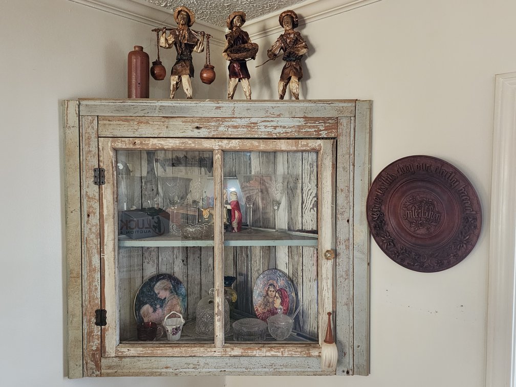 Cabinet Contents - (Cabinet Not Included)