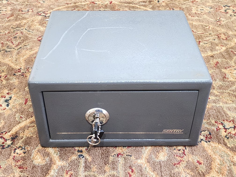 Sentry Safe w/Key - Measures 7" Tall x 12" Wide x 11" Deep