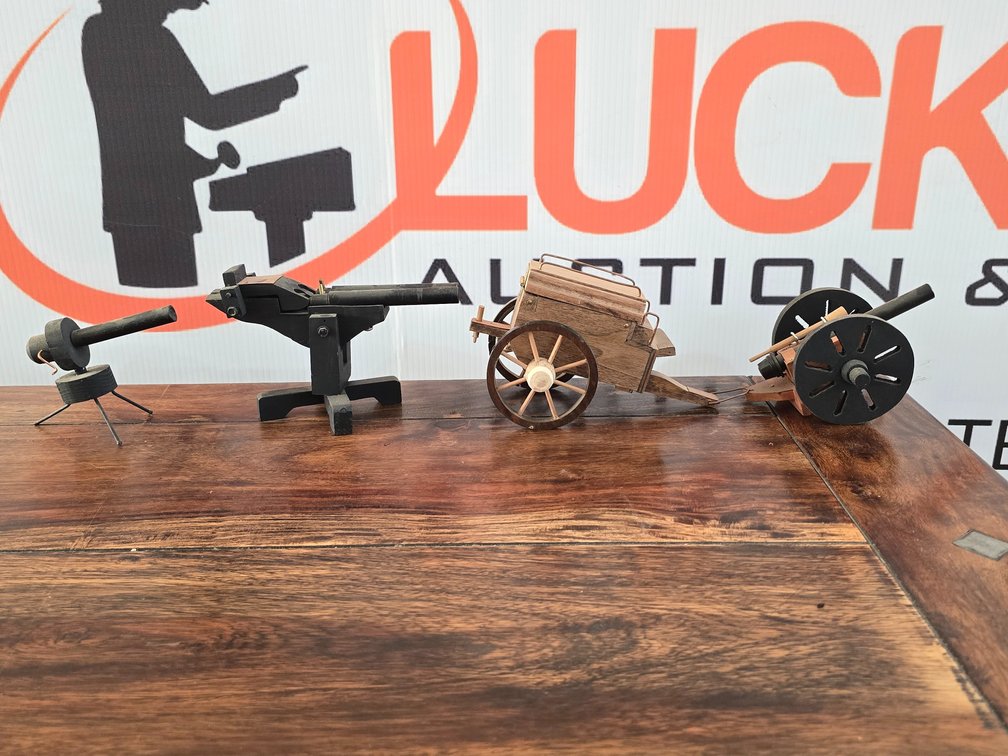 Cannon and Wagon Models (4 Pieces)