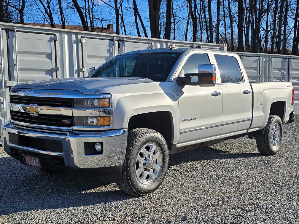 2015 Chevrolet Silverado LTZ Z71 2500HD Duramax Diesel - 273,xxx Miles - 4x4 - Clear Title - VIN #: 1GC1KWE84FF568435