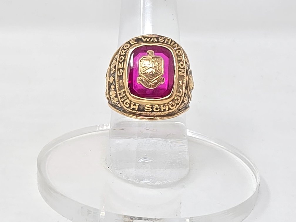 10-KT Gold Class Ring - Engraved PCG Inside - Size 6.75 - 10.7 Grams Total Weight