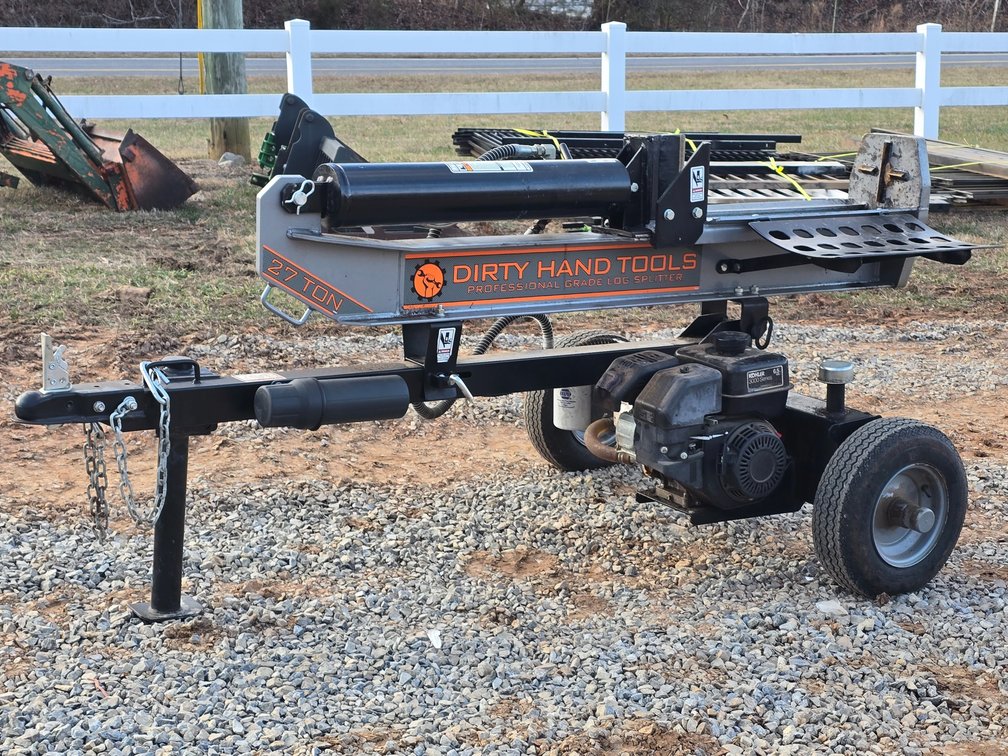 Dirty Hand Tools 27 Ton Logsplitter - Kohler 6.5HP Motor - Ran When Tested