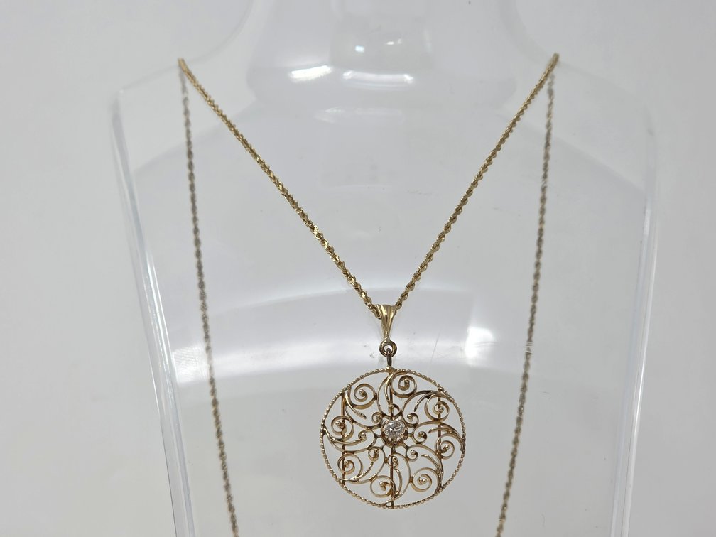 14-KT Gold Rope Chain (24" Long) w/ 28MM Victorian Circular Scroll Pendant - Mine Cut Diamond .32 Carats- Clarity SI-1 - Color: I - 9.7 Grams Total Weight