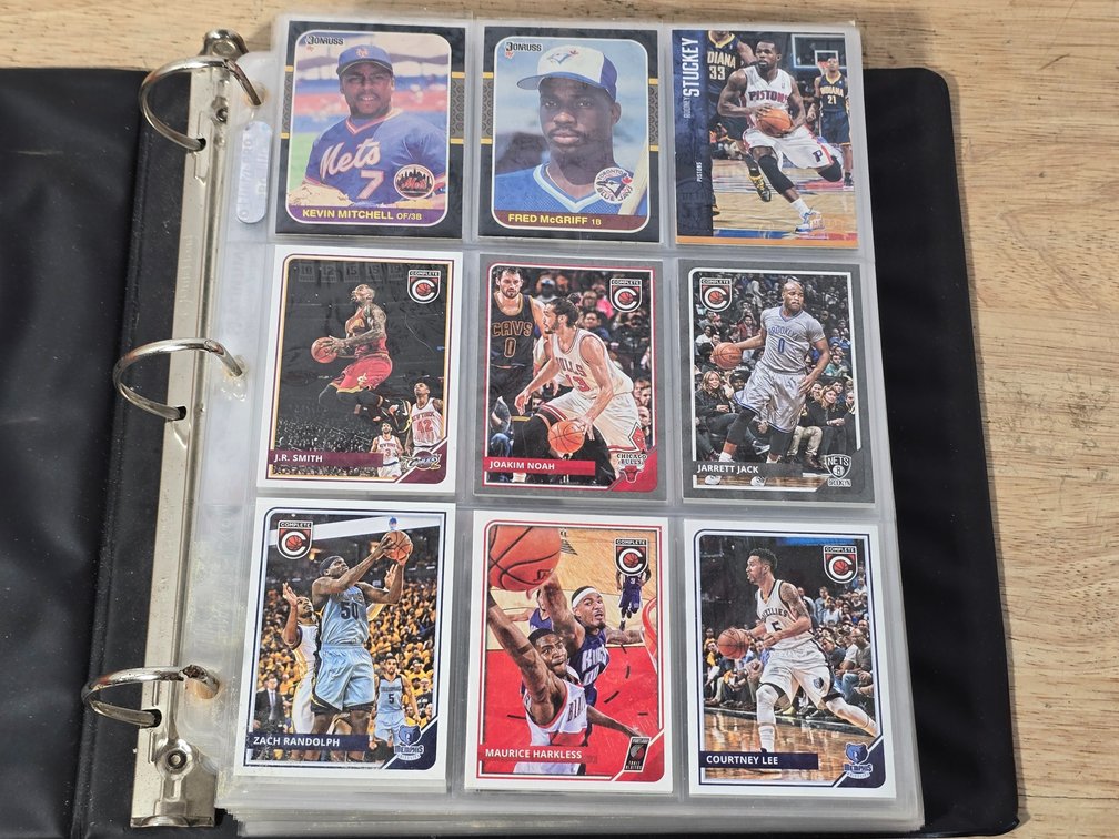 Assorted Sporting Cards