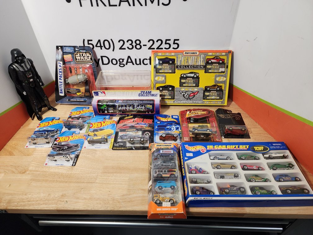 Hotwheels 15 Car Gift Set - Matchbox Cars - Star Wars Action Fleet