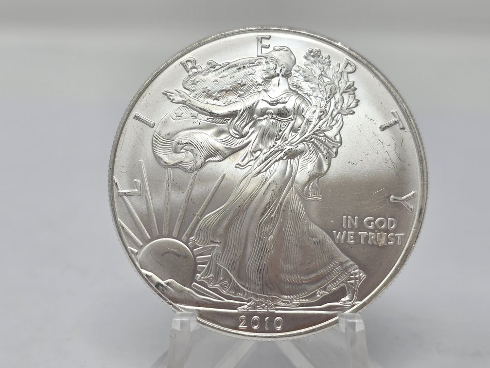 2010 American Silver Eagle - 1 Oz .999 Silver Dollar
