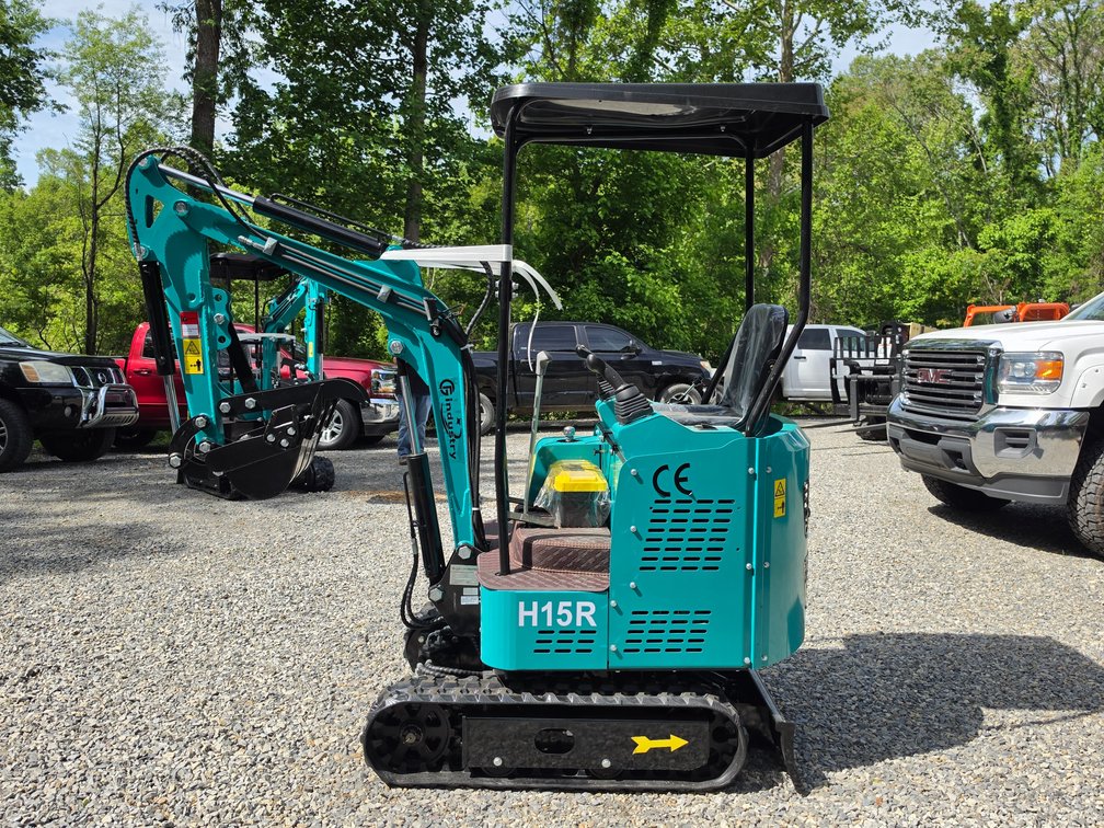 Unused 2026 CFG H15R Mini Excavator - 420cc Gas Engine