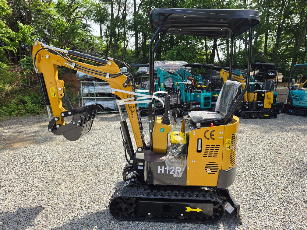 Unused 2026 CFG H12R Mini Excavator - 420cc Gas Engine