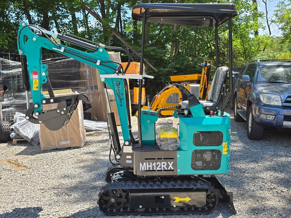 Unused 2026 CFG MH12RX Mini Excavator - 13.5HP Gas Engine