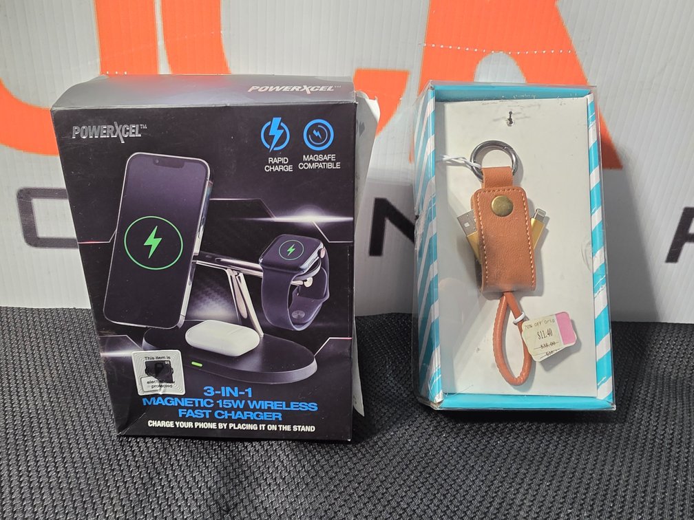Wireless Fast Charger- USB Apple IPhone Cable Key Chain