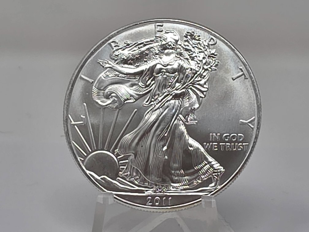 2011 American Silver Eagle 1 Oz .999 Silver Dollar