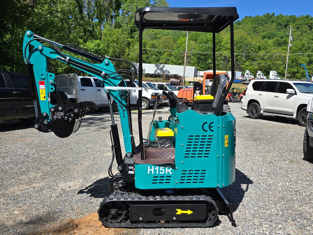Unused CFG H15R Mini Excavator - 420cc Gas Engine