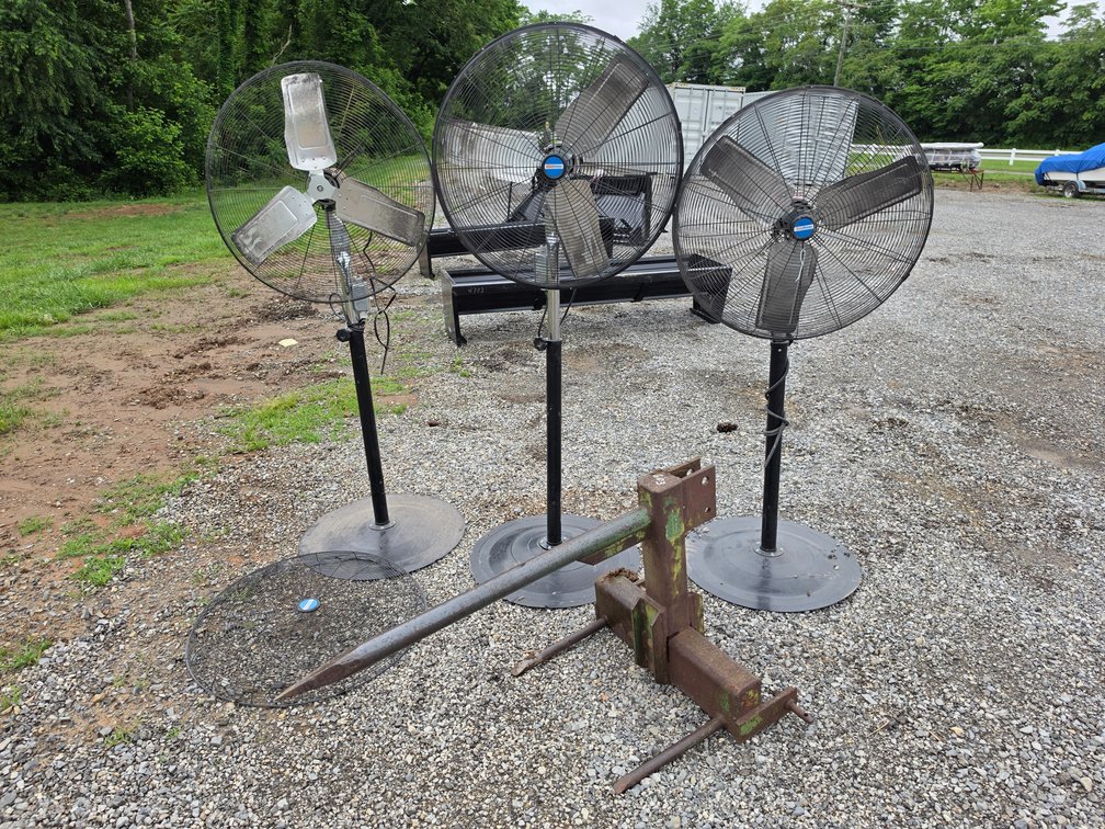Heavy Duty 3 Point Hitch Bale Spear - (3) Floor Fans (No Power Cords)