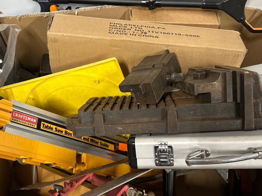 Craftsman Saw Box - Assorted Saw Items - Molding Head Insert - Router Bits - Routing Templates - Edging & Dowel Trim Kit