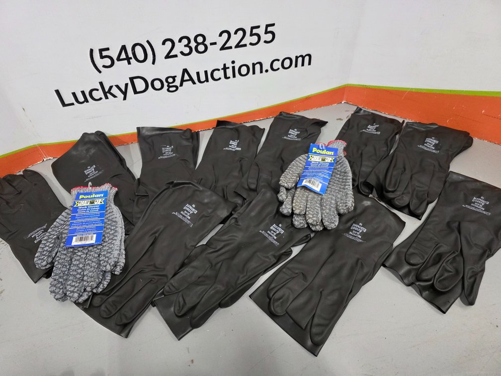 (11) Neoprene 29-845 Gloves - (2) Poulan Gorilla Grip Gloves Size Large