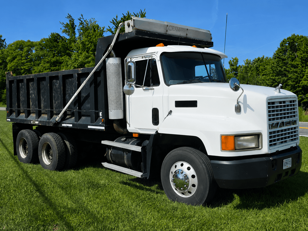 2000 Mack CH613 Truck