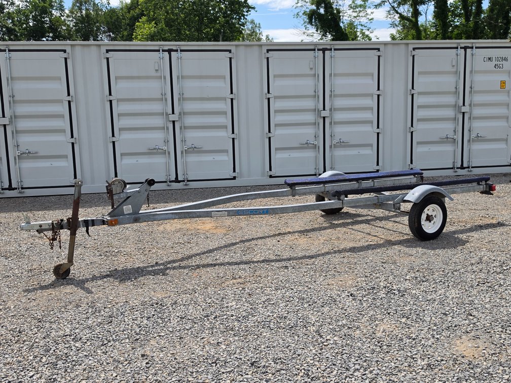 1988 Escort Single Axle Boat Trailer - Measures 18.5' Long - Clear Title VIN# 405117BR0JM000453