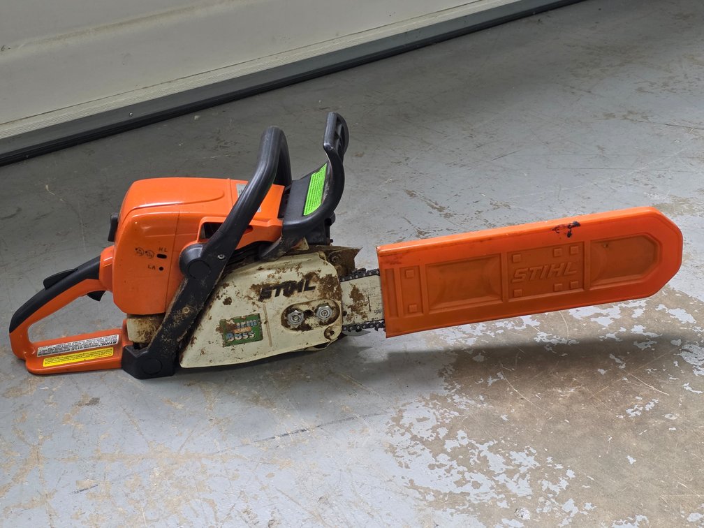 Stihl MS290 Chainsaw