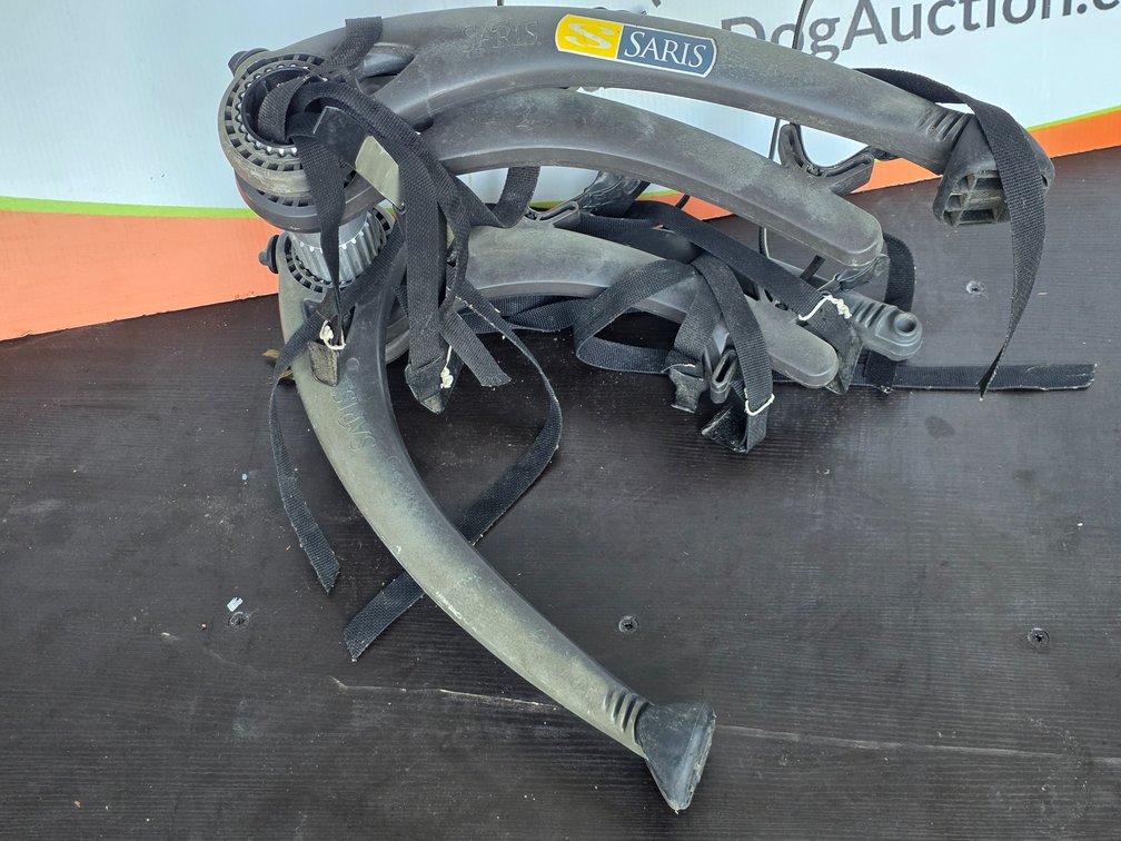 Saris Bones trunk-mounted bicycle rack