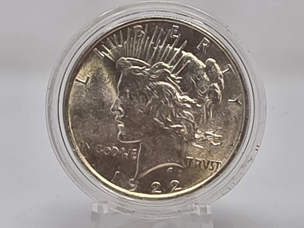 1922 Silver Peace Dollar w/ Capsule