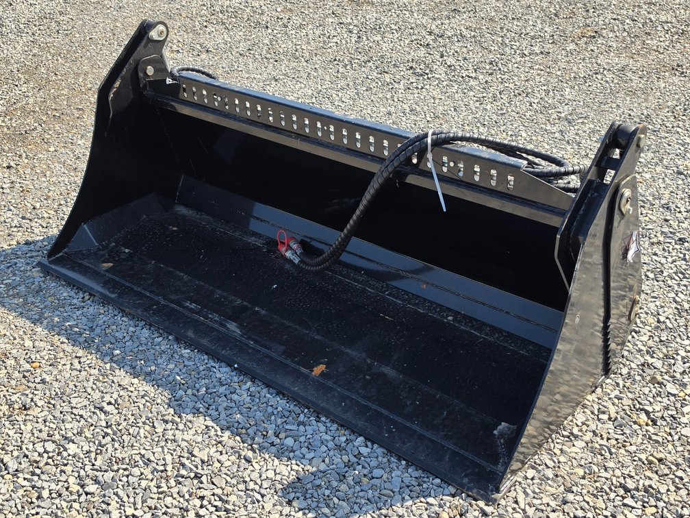 Unused GIYI 72" 4 In 1 Bucket - Skid Steer Quick Attach
