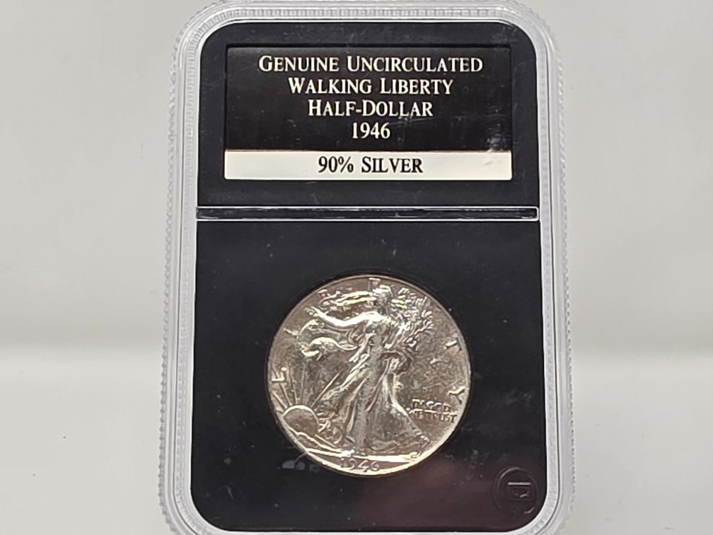 1946 US Walking Liberty 90% Silver Half Dollar