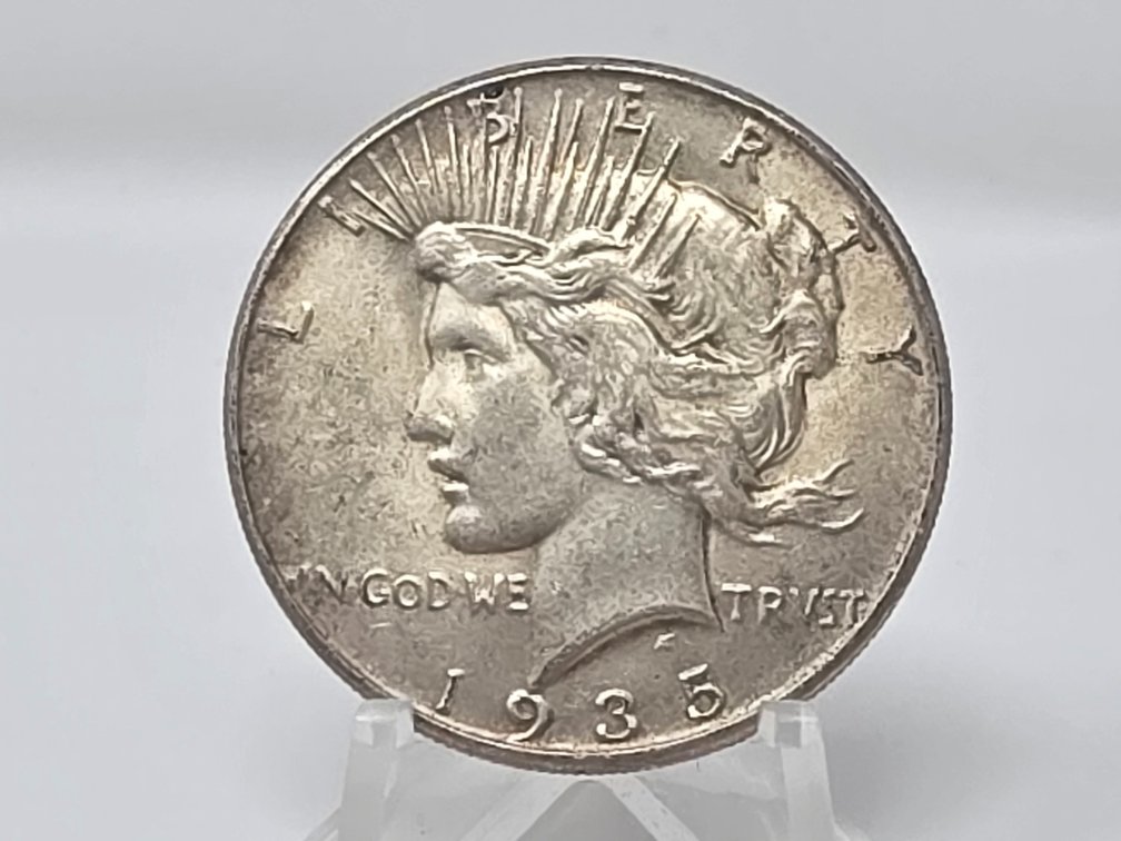 1935 US Peace Silver Dollar - Key Date