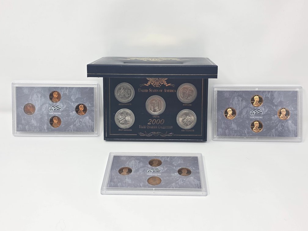 United States Mint 2000 Quarter & 2009 Cent Sets