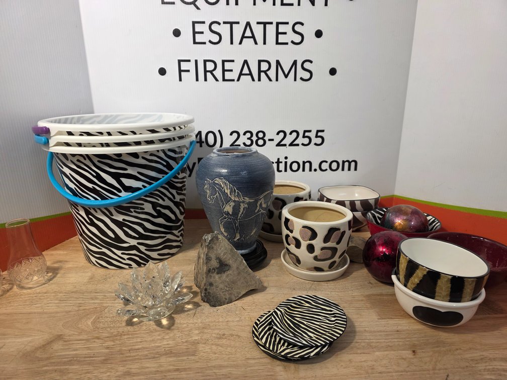Pottery & Mixed Decor Assortment