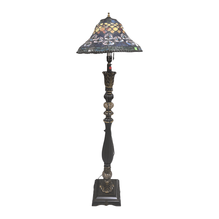 Stained Glass Floral Lamp Shade - 5ft