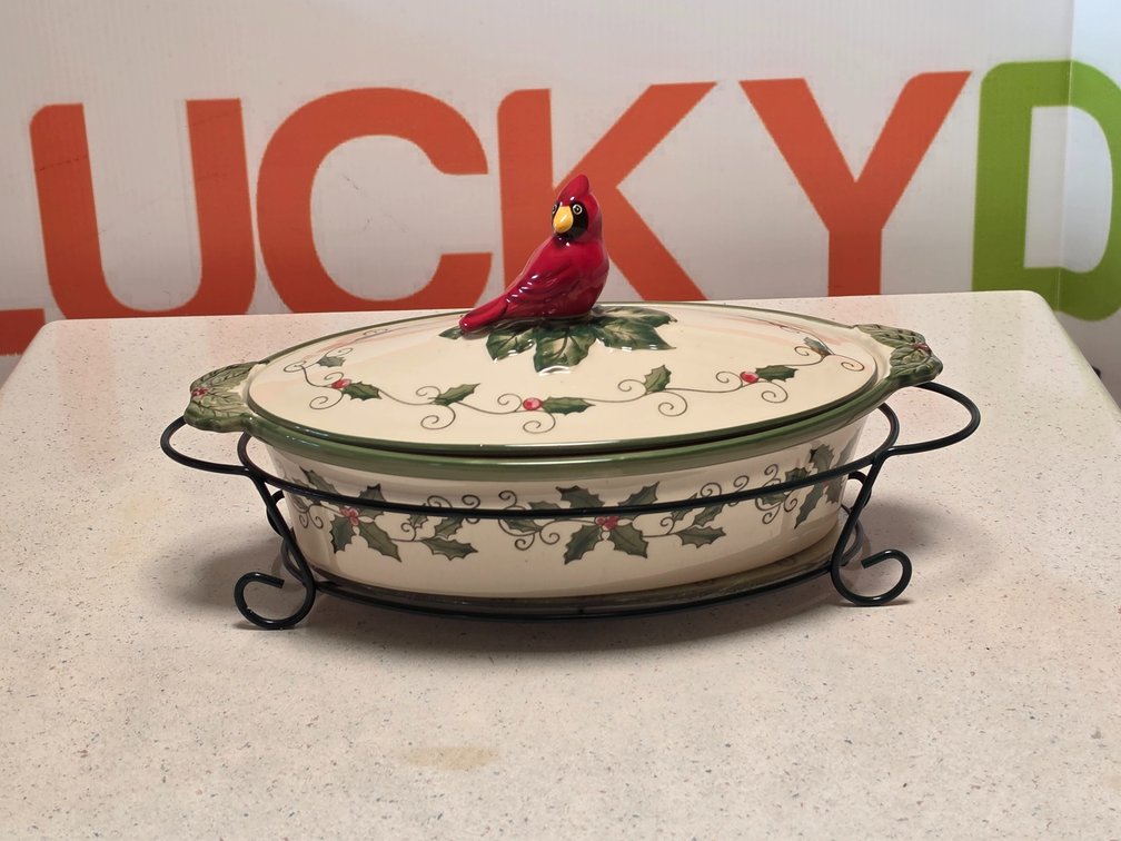 Temp-tations Cardinal 2-Quart Covered Baking Dish