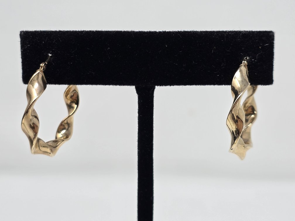 14kt Twisted Hoop Earrings - 1.82 Grams