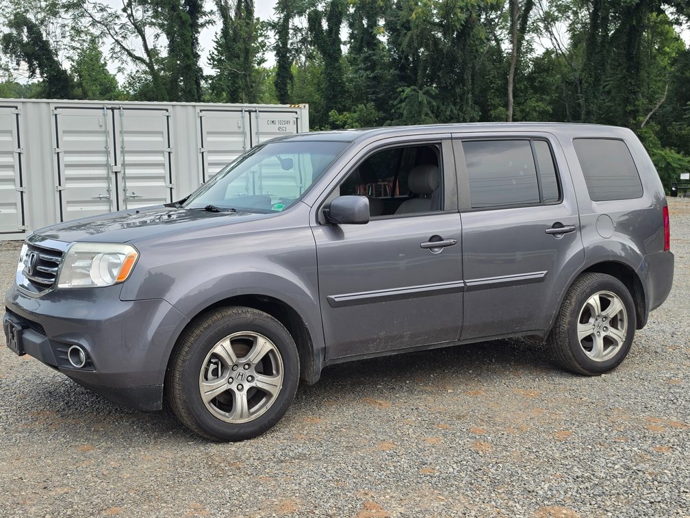 2015 Honda Pilot Multipurpose Vehicle (MPV) VIN:5FNYF4H79FB008845