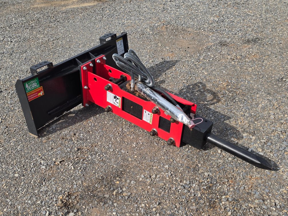Unused Raytree Skid Steer Hydrulic Hammer - Skid Steer Quick Attach