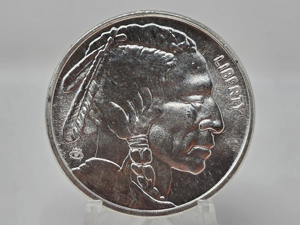 One Ounce 9999 Fine Silver Buffalo Round