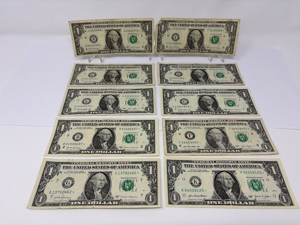 United States One Dollar Federal Reserve Star Notes (10)