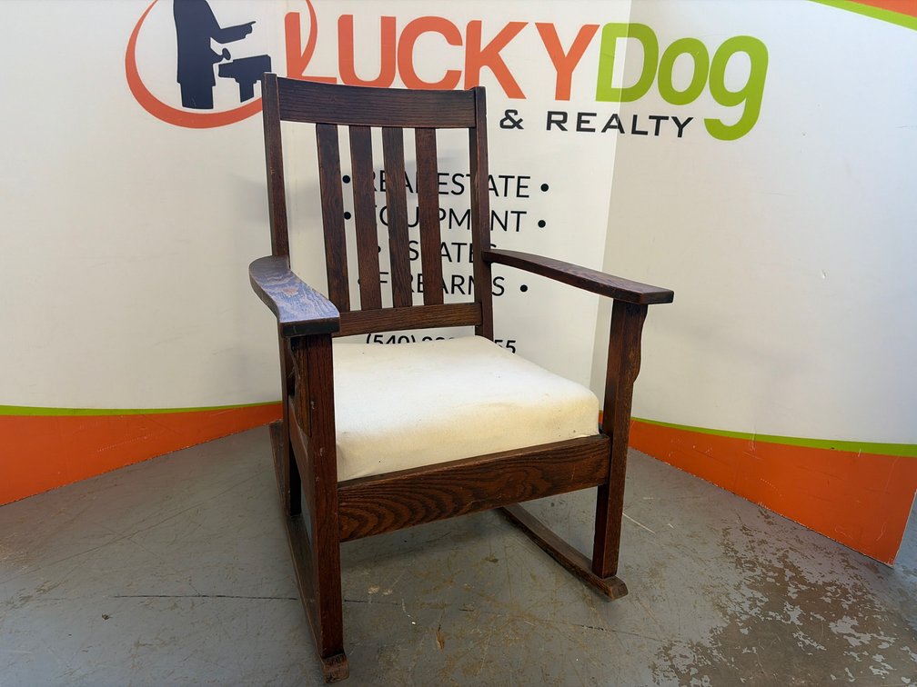 Antique Mission-Style Quarter-Sawn Oak Rocking Chair 22”Wx 35”T x18”D