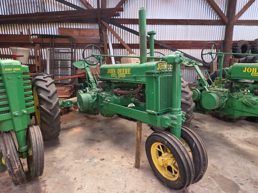 John Deere Model B Tricycle Tractor - Front Spoke Wheels