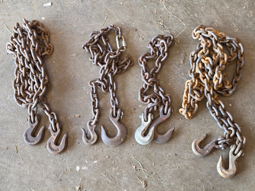(4) Various Length and Size Chains w/ Hooks