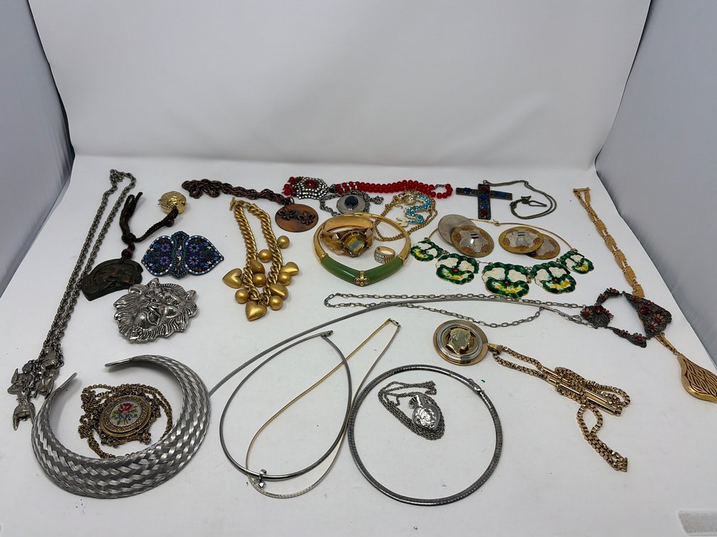 Costume Jewelry Necklaces, Bracelets, Brooches, and Rings