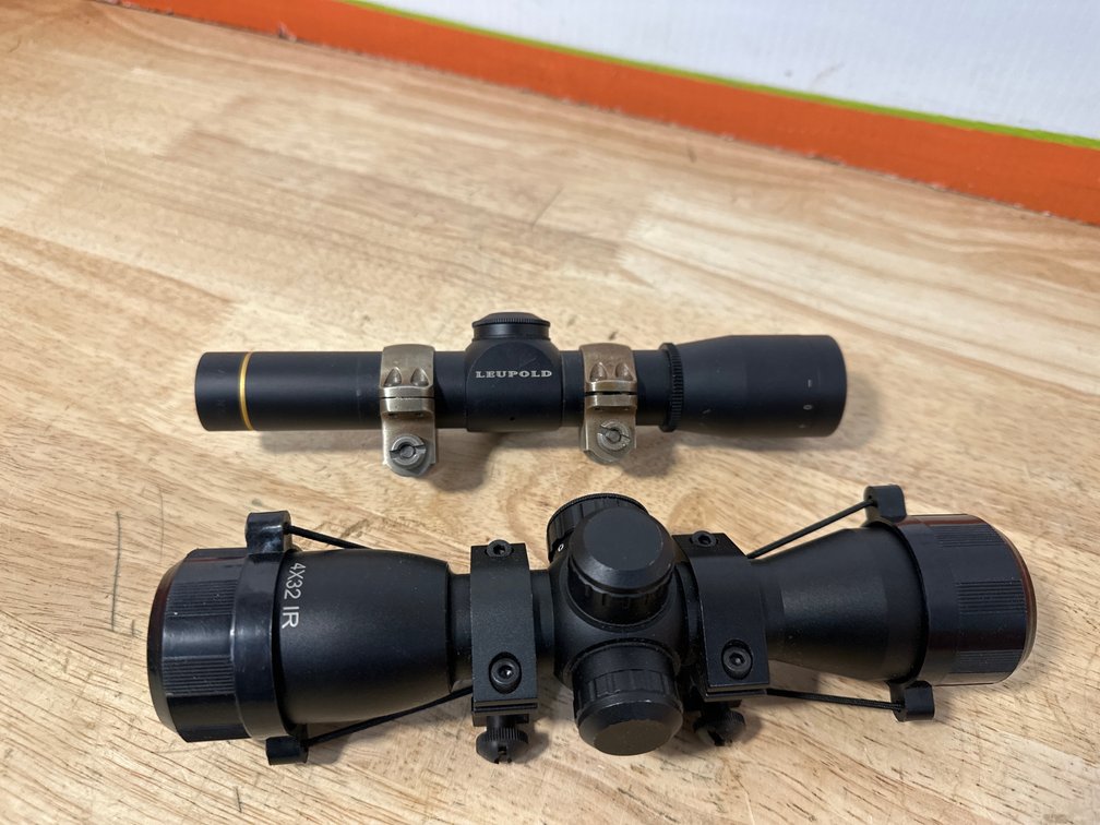 Leopold 2x20mm Handgun Scope w/ Ruger Rings - Black Rifle Scope