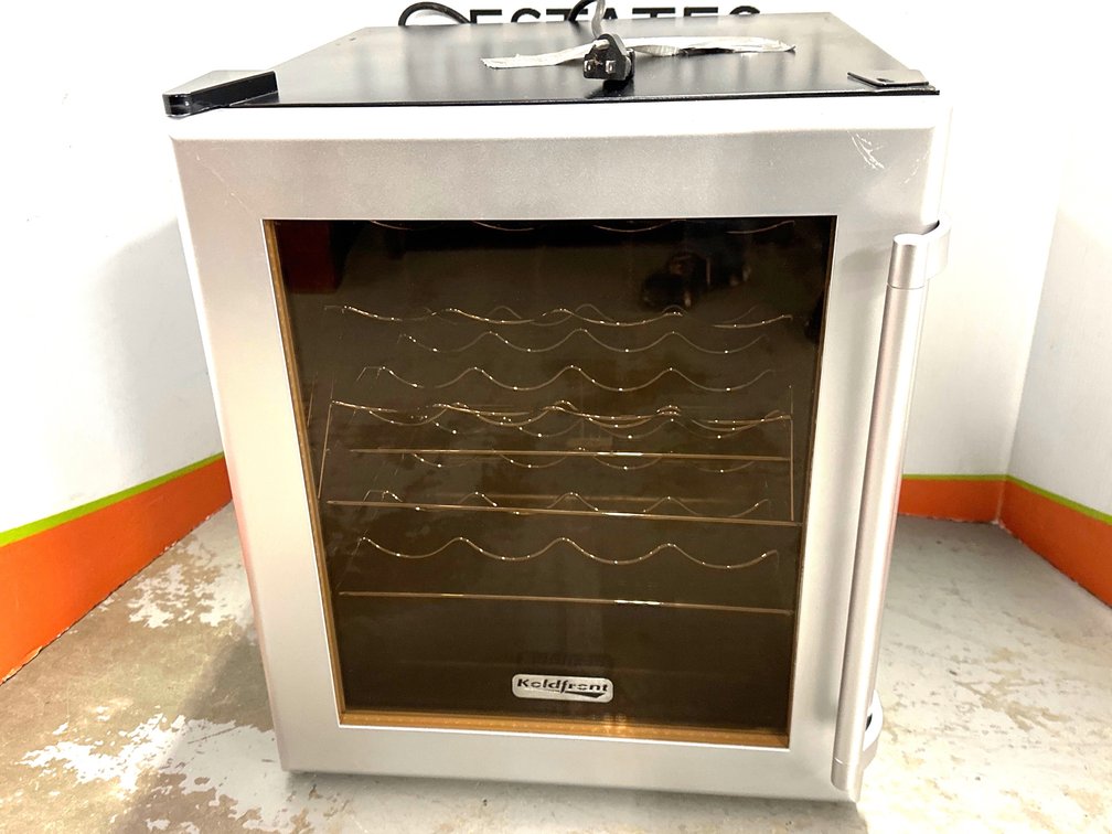 Koldfront TWR160S Thermoelectric Wine Cooler
