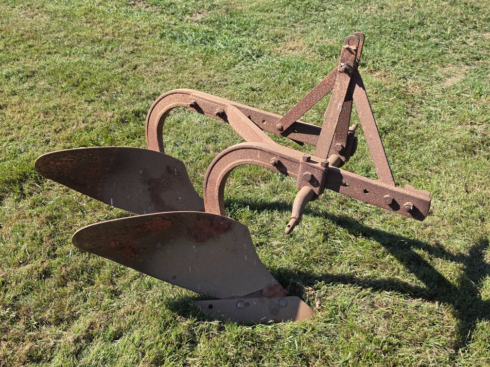 3 Point Hitch Ferguson 2 Bottom Plow