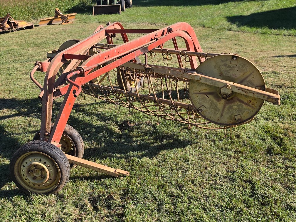 International Wheel Side Delivery Hay Rake