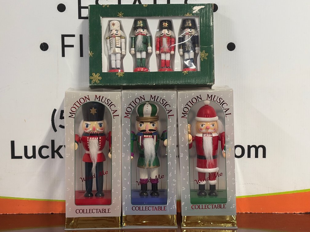 Motion Musical Nutcrackers and Miniature Nutcracker Set